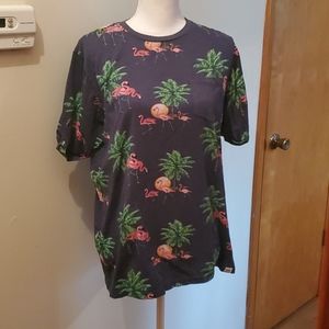 Free planet tshirt size large